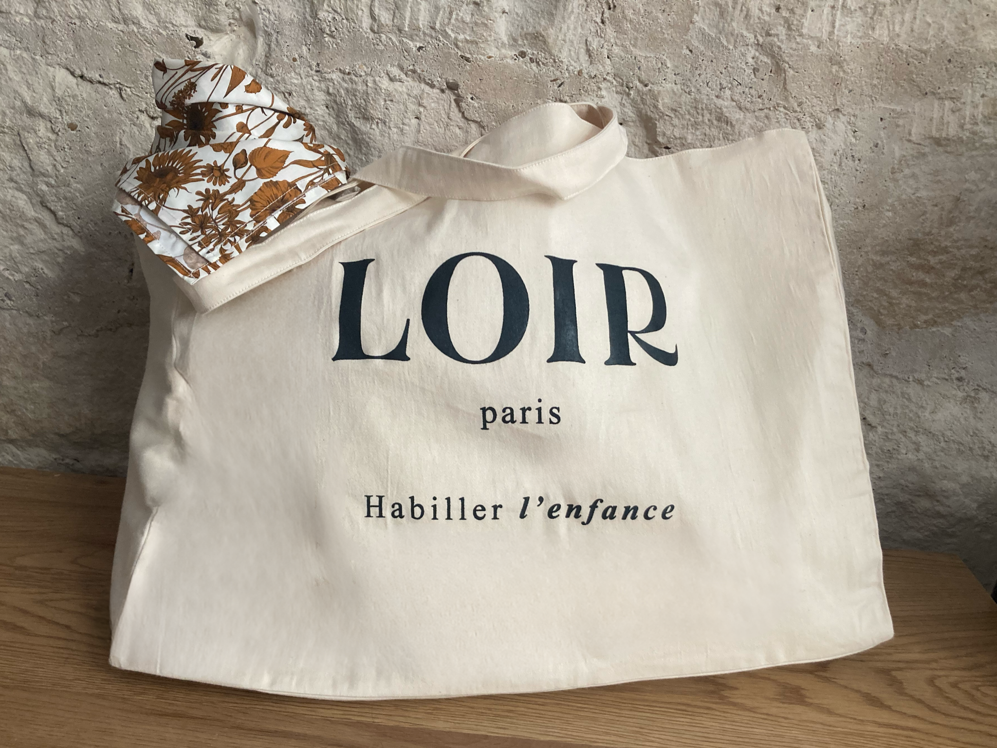 The LOIR Paris tote bag